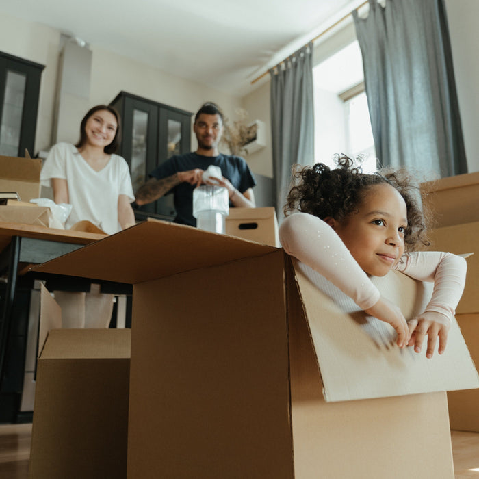 Moving With Kids: How to Prepare & Make it Less Stressful