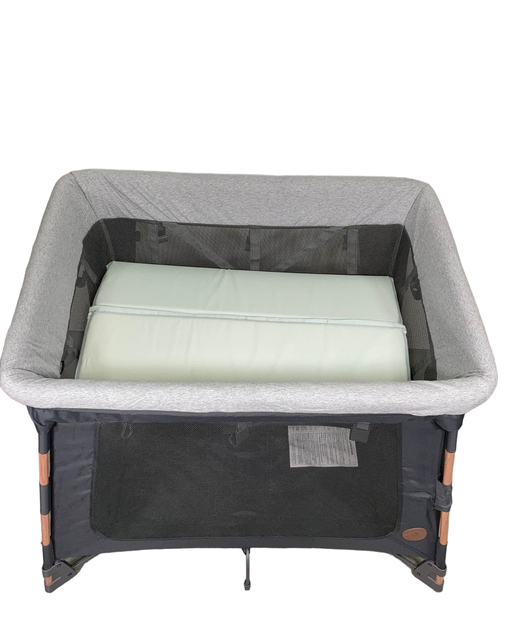 secondhand Maxi-Cosi Swift Play Yard, Classic Graphite