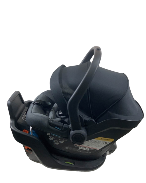 secondhand UPPAbaby MESA MAX Infant Car Seat and Base, Jake Charcoal, 2023