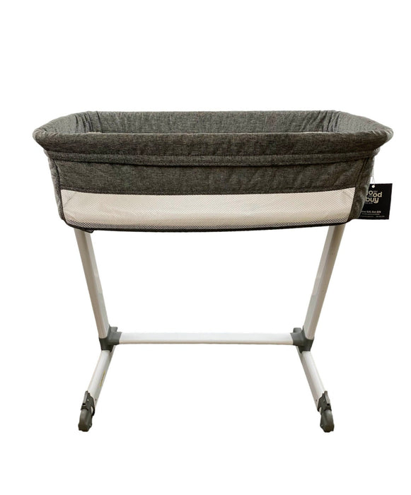 Delta Children By the Bed Deluxe Sleeper Bassinet