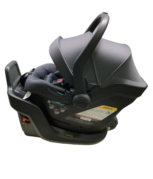 secondhand UPPAbaby MESA MAX Infant Car Seat and Base, PureTech Greyson, 2022