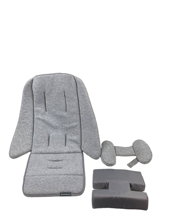 used UPPAbaby Infant SnugSeat, Grey