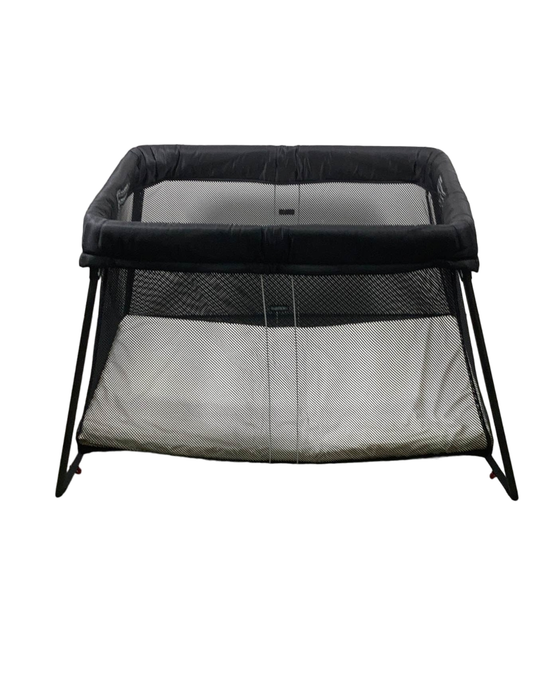 used BabyBjorn Travel Crib Light, Black