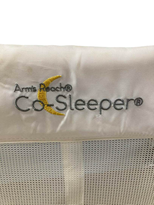 used Arm's Reach Mini Ezee 2-in-1 Co-Sleeper, White