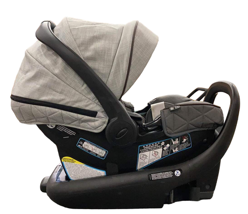 secondhand Graco Premier Snugride Snugfit 35 XT Infant Car Seat, 2022, Midtown