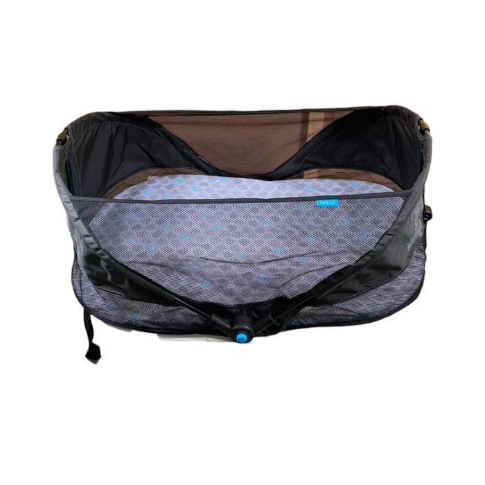 Munchkin Brica Fold ‘n Go Travel Pod