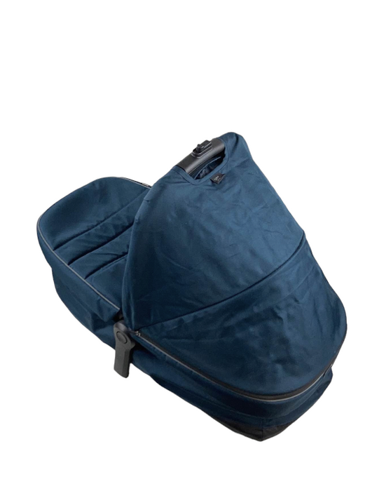 Thule Sleek Bassinet, Navy Blue