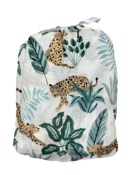 secondhand LouLou Lollipop Fitted Crib Sheet, Tropical Jungle