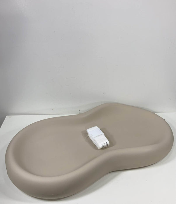 used Keekaroo Peanut Changing Pad, Vanilla