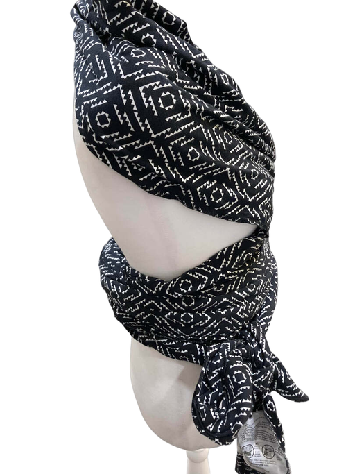 secondhand Moby Wrap Baby Carrier, Black/white