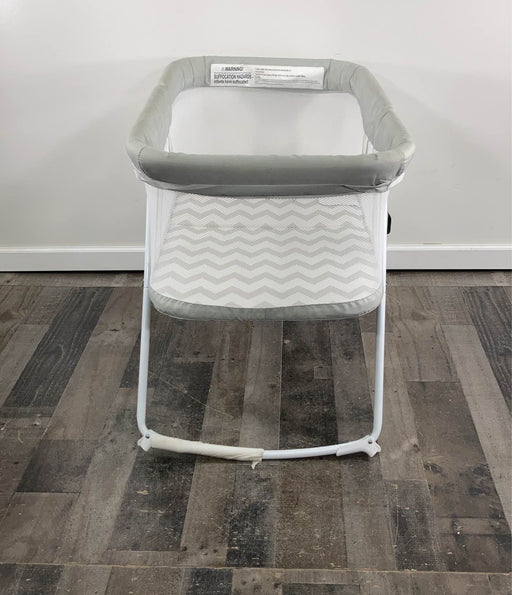 secondhand MiClassic Rocking Bassinet One-second Fold Travel Crib