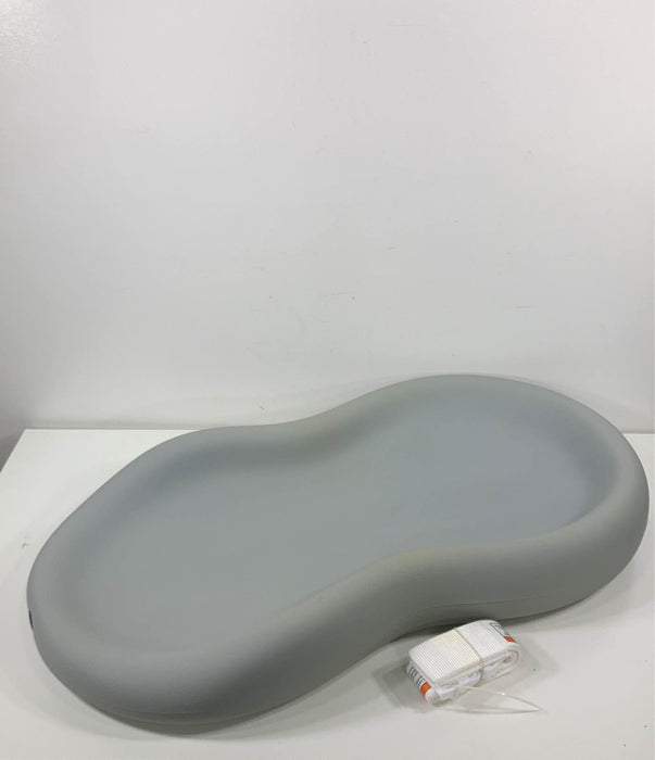 used Keekaroo Peanut Changing Pad, Grey