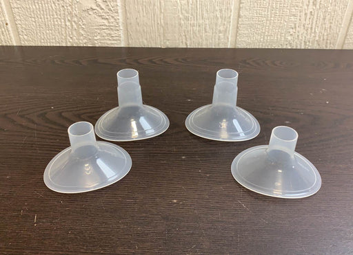 secondhand Medela Breast Pump Accessory Set