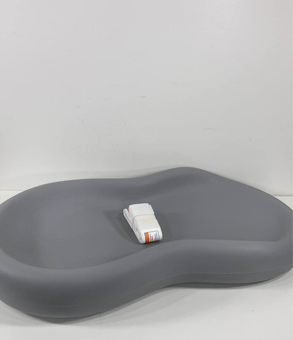 used Keekaroo Peanut Changing Pad, Grey