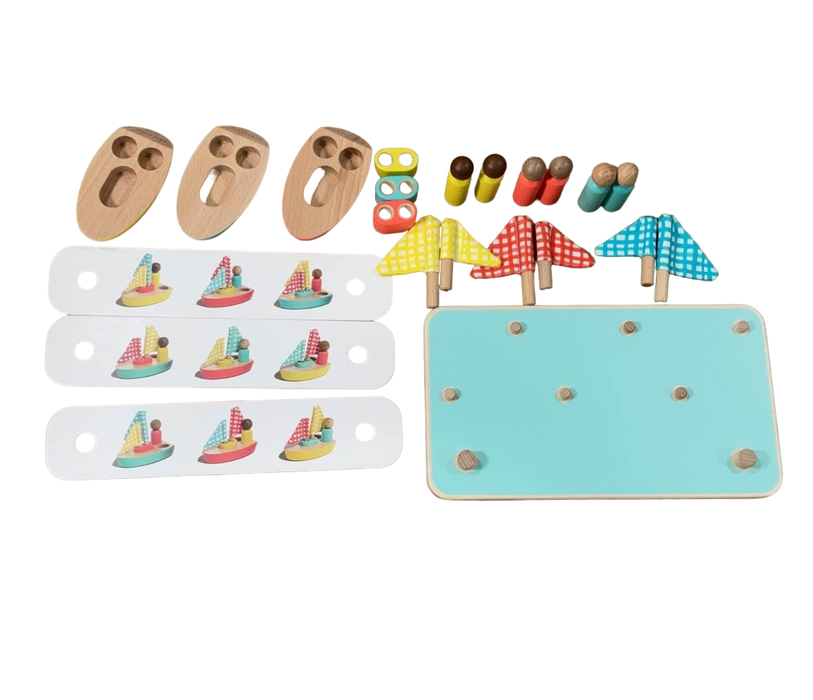 secondhand Lovevery Pattern Match Boats & Cards Set