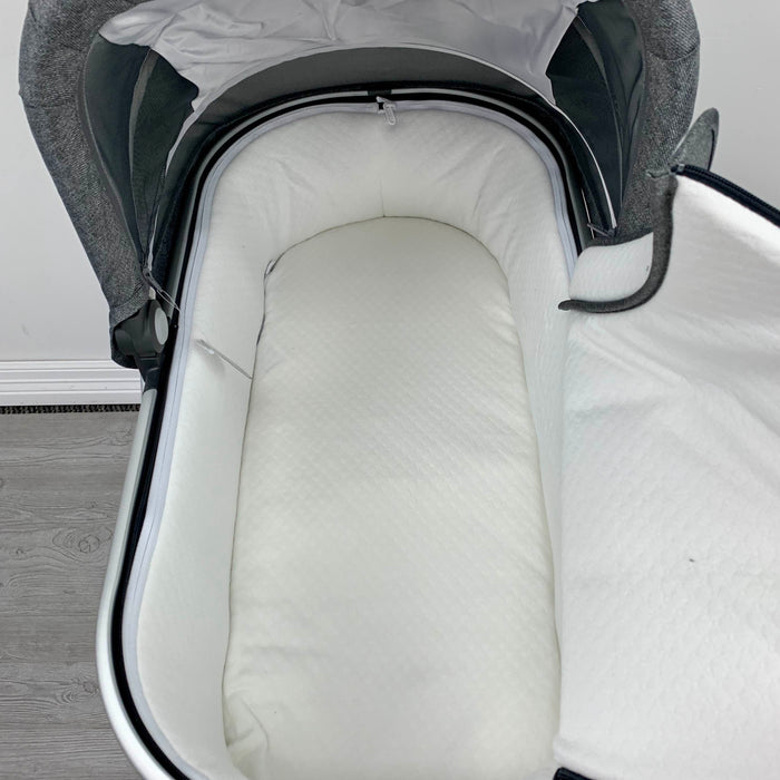 secondhand UPPAbaby VISTA V2 Stroller, Jordan (Charcoal Melange)