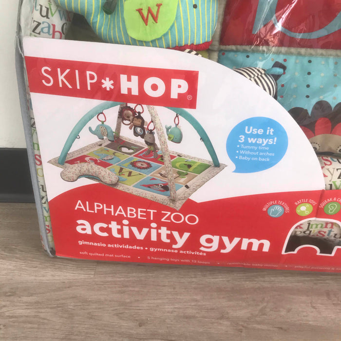 secondhand Skip Hop Activity Gym/Playmat, Alphabet Zoo