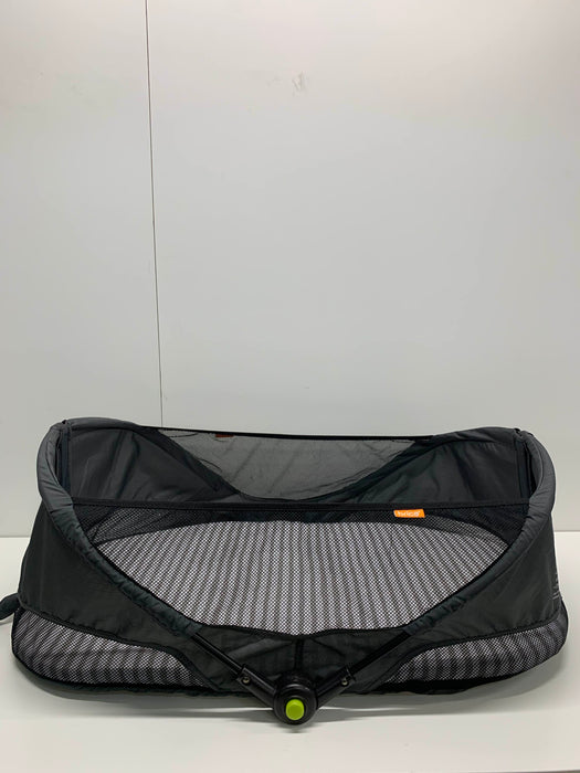 used Brica Fold 'n Go Travel Bassinet