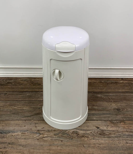 used Munchkin Arm & Hammer Diaper Pail