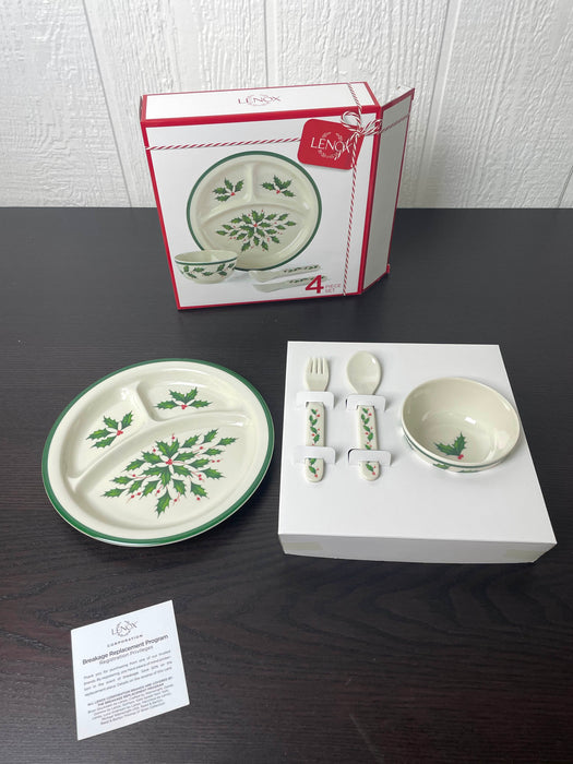 used Lenox Holiday Children's 4-Piece Dinner Set