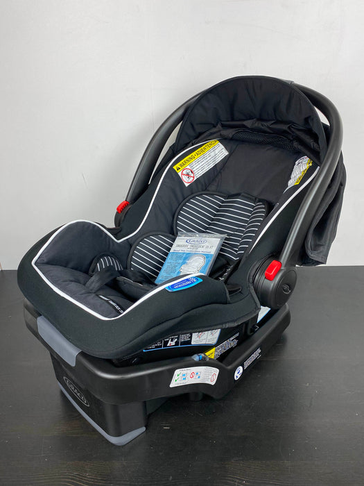 secondhand Graco Snugride Snuglock 35 XT Infant Car Seat