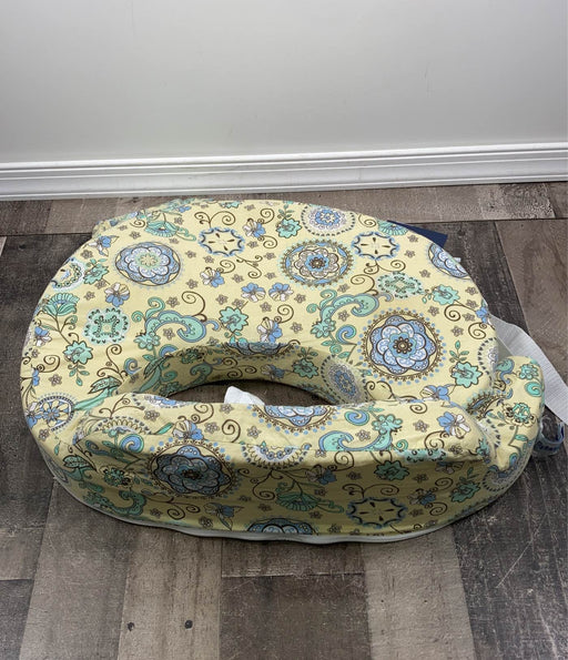 secondhand My Brest Friend Nursing Pillow