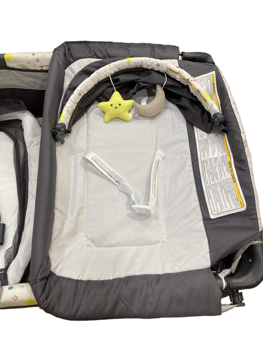 Baby Trend Lil Snooze Deluxe II Nursery Center