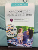 secondhand JJ Cole Outdoor Mat 5’ x 5’, Chevron