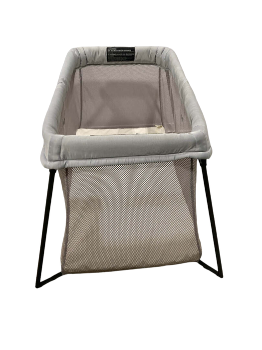 secondhand BabyBjorn Travel Crib Light, Silver