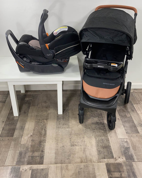 secondhand Chicco Bravo Primo Trio Travel System, 2022, Springhill