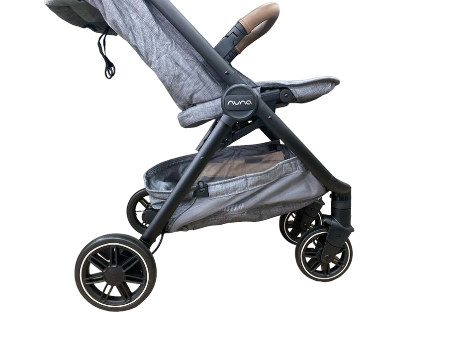 used Nuna Trvl Stroller, 2022, Brushstroke Dot