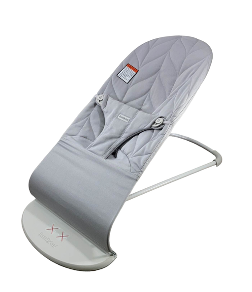 secondhand BabyBjorn Bouncer Bliss, Light Gray Frame, Light Gray Cotton Petal Quilt