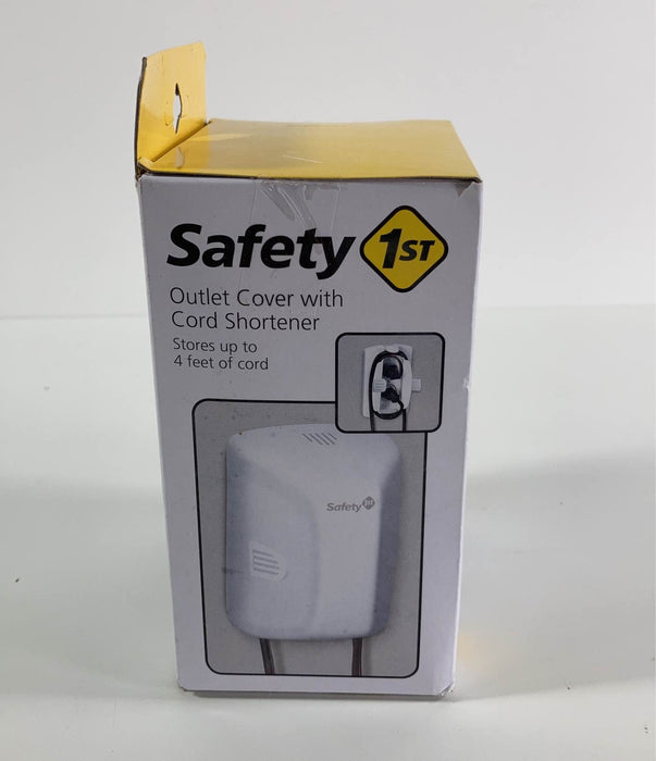 secondhand Safety 1st Outlet Covers with Cord Shortener