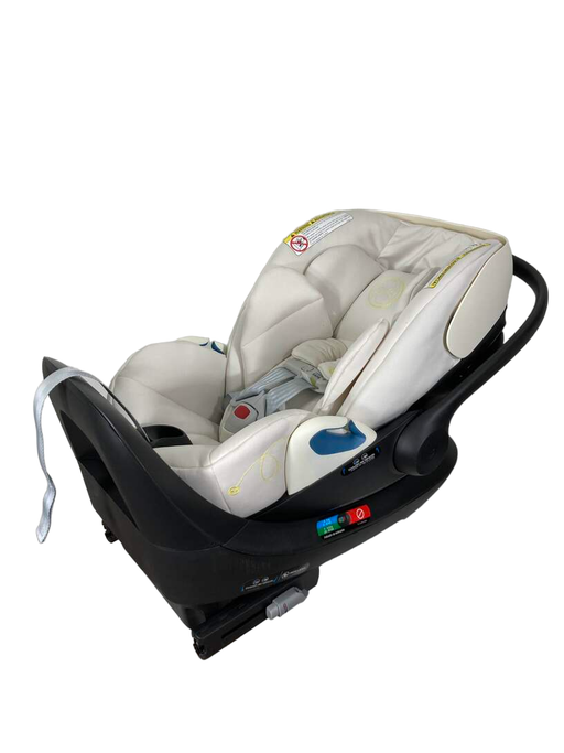 secondhand Carseat