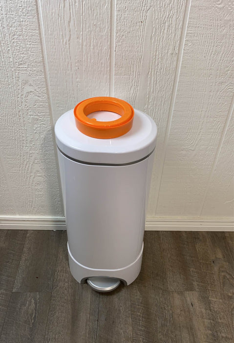 used Munchkin Step Diaper Pail