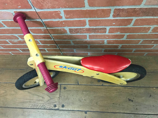 secondhand Skuut Balance Bike