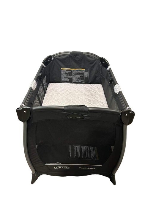 used Graco Pack 'n Play Playard Cuddle Cove