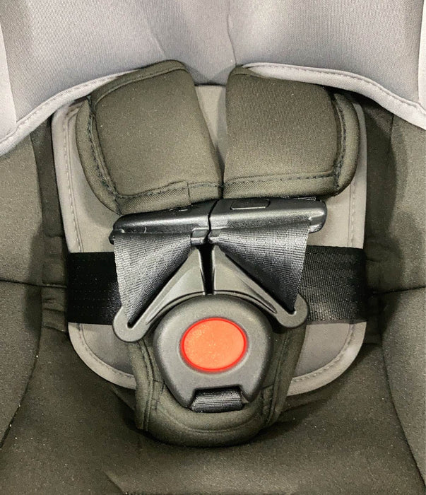 used Britax B-Safe Gen2 FlexFit Infant Car Seat