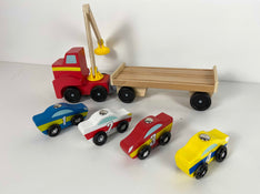 secondhand Melissa & Doug Magnetic Car Loader