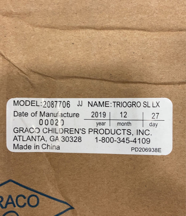 secondhand Graco TrioGrow Snuglock LX Convertible Car Seat