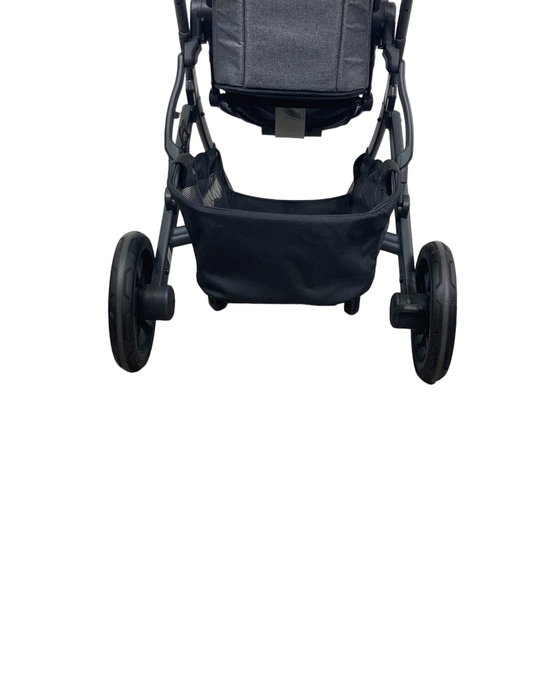 used UPPAbaby VISTA V2 Stroller, Greyson (Charcoal Melange), 2023