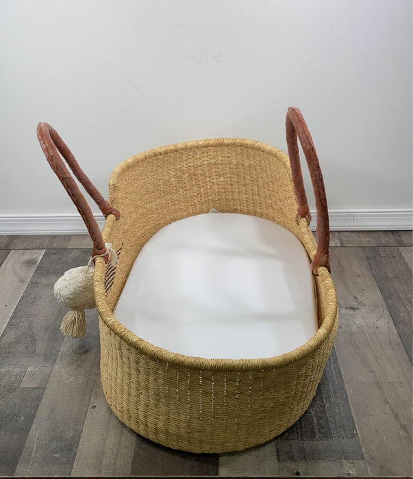 secondhand Design Dua Malaika Bassinet