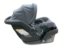 secondhand UPPAbaby MESA V2 Infant Car Seat