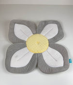 secondhand Blooming Bath Baby Bath Lotus, White-Yellow