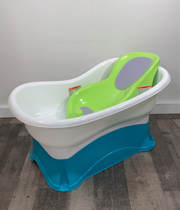 used Summer Infant Comfort Height Bath Center With Step Stool