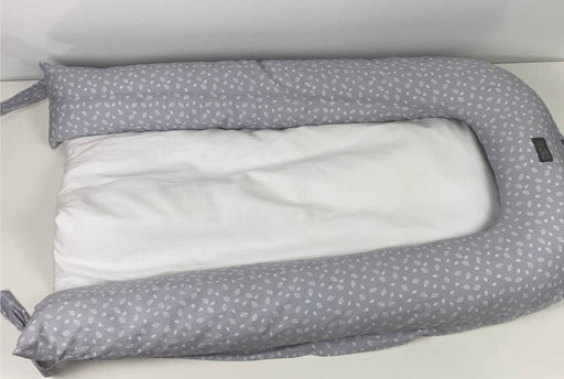 used Vinter & Bloom Baby Sleep Nest Nordic Leaf