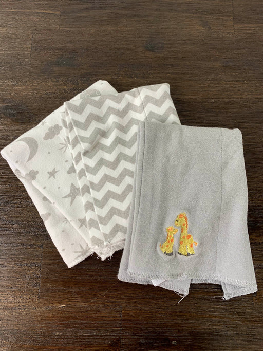 secondhand BUNDLE Baby Blankets And Burp Cloths