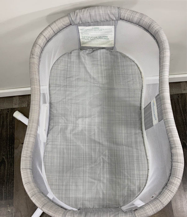 Halo BassiNest Swivel Sleeper Luxe Plus Series