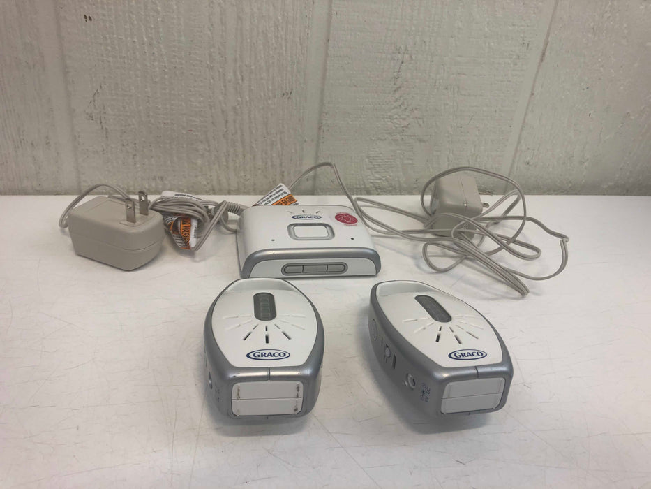 used Graco iMonitor Vibe Baby Monitor with Two Parent Units