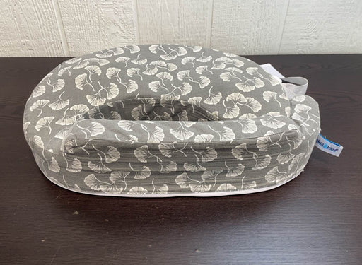 secondhand My Brest Friend Nursing Pillow, Grey Flowing Fans